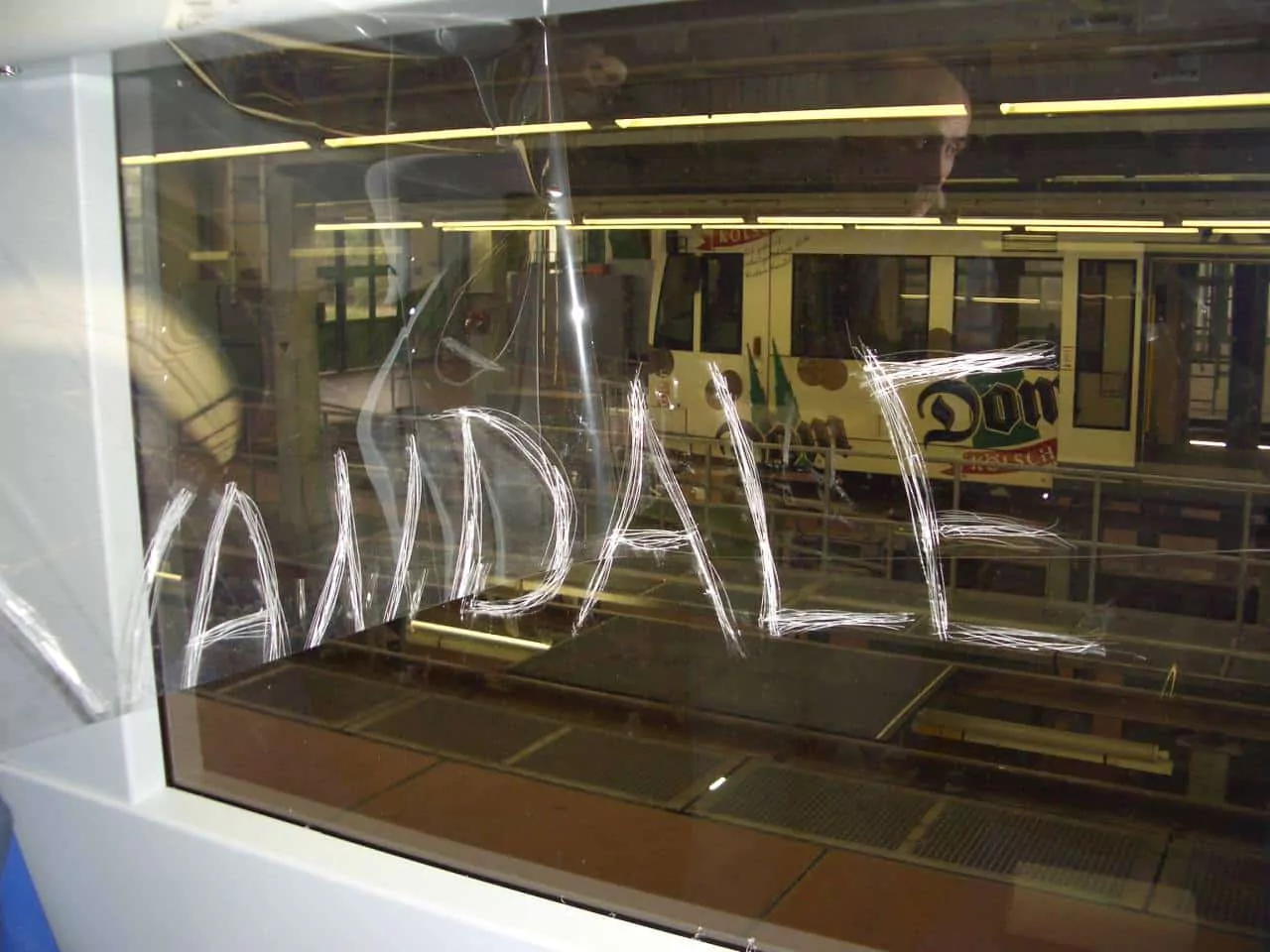 Anti-Graffiti-Folien